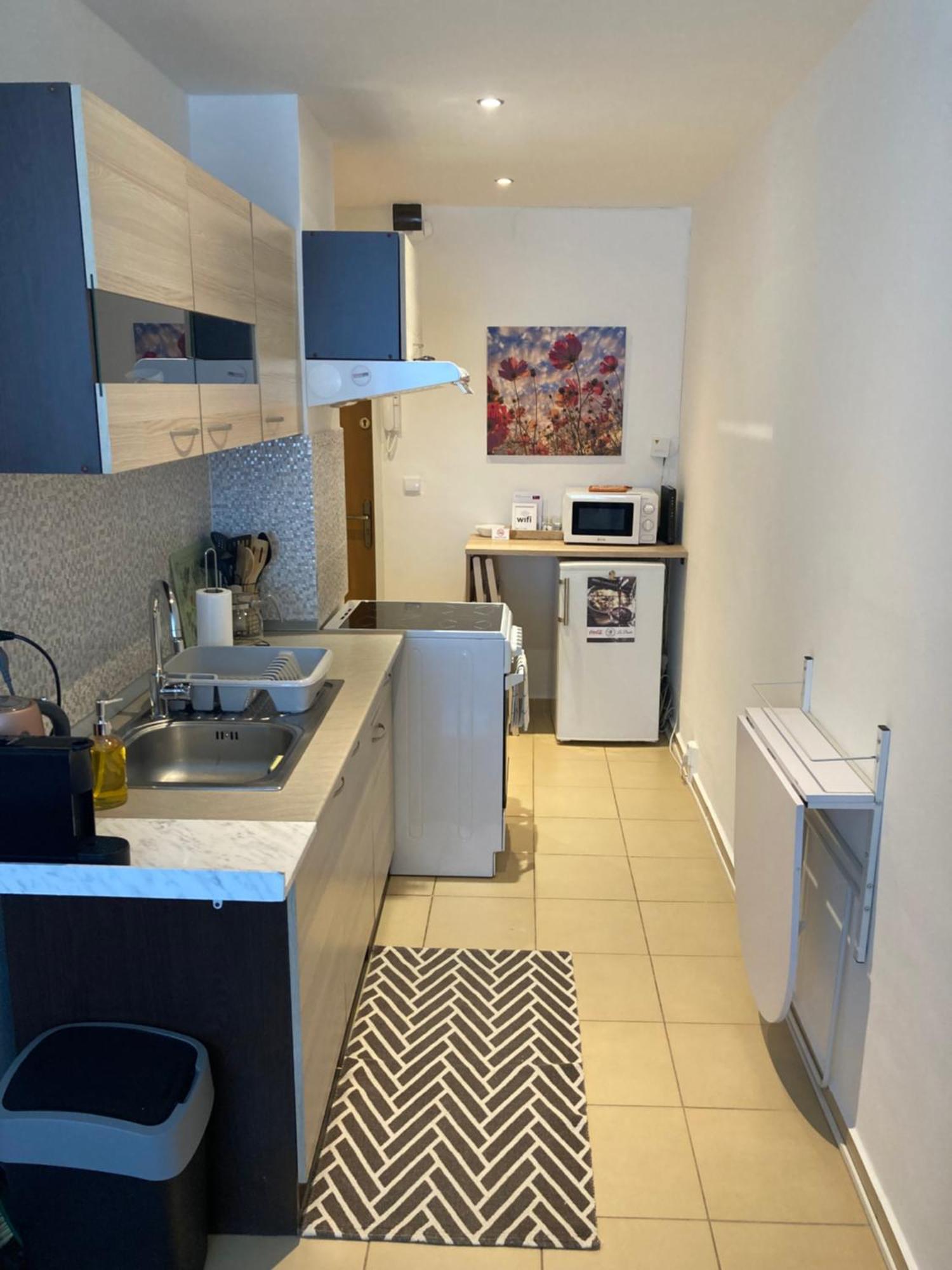 Apartman Nedaleko Centra Mesta Michalovce Extérieur photo